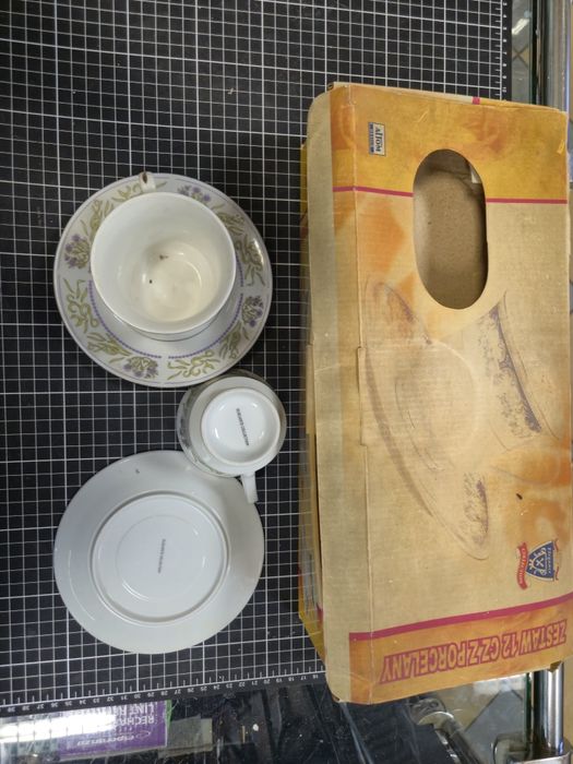 Serwis kawowy porcelana 12 części