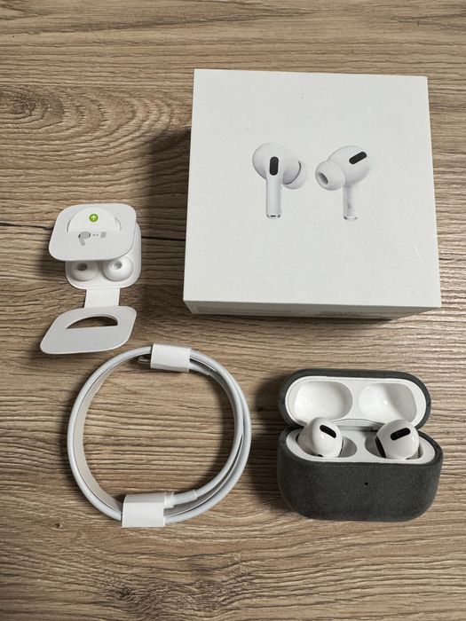 Продам оригінальні Airpods pro 1