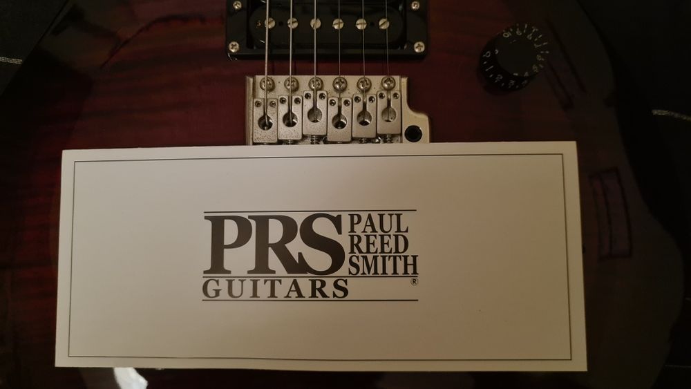 PRS SE Custom 24 fire red burst