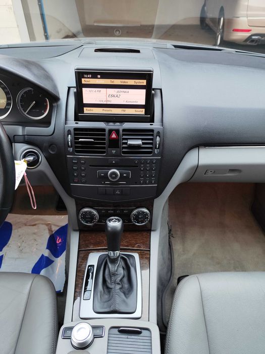 Mercedes Benz C220