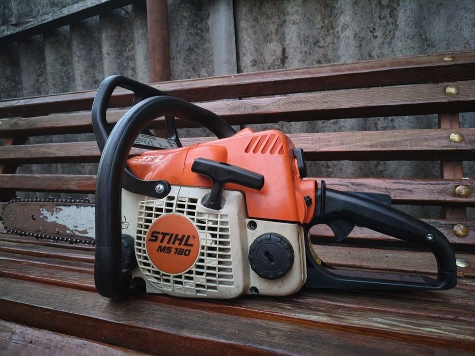 Бензопила STIHL MS 180 в гарному стані