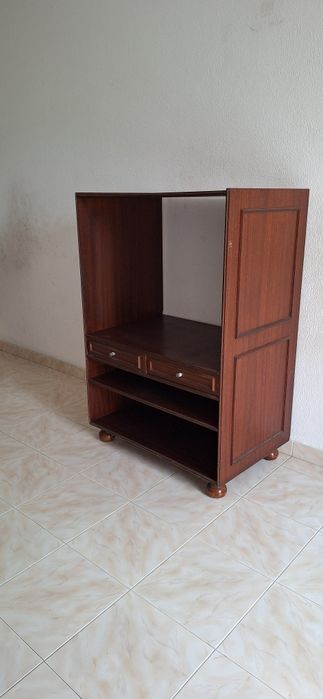 Móvel TV com gavetas