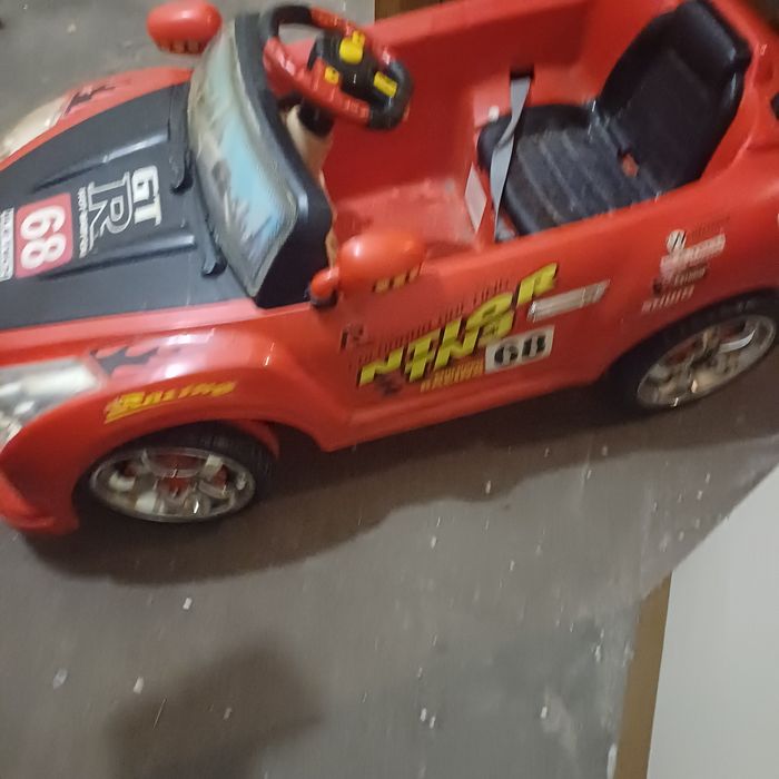 Auto na akumulator