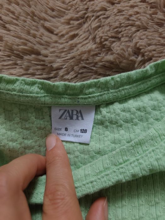 Футболка дівчинці 122-128р Zara