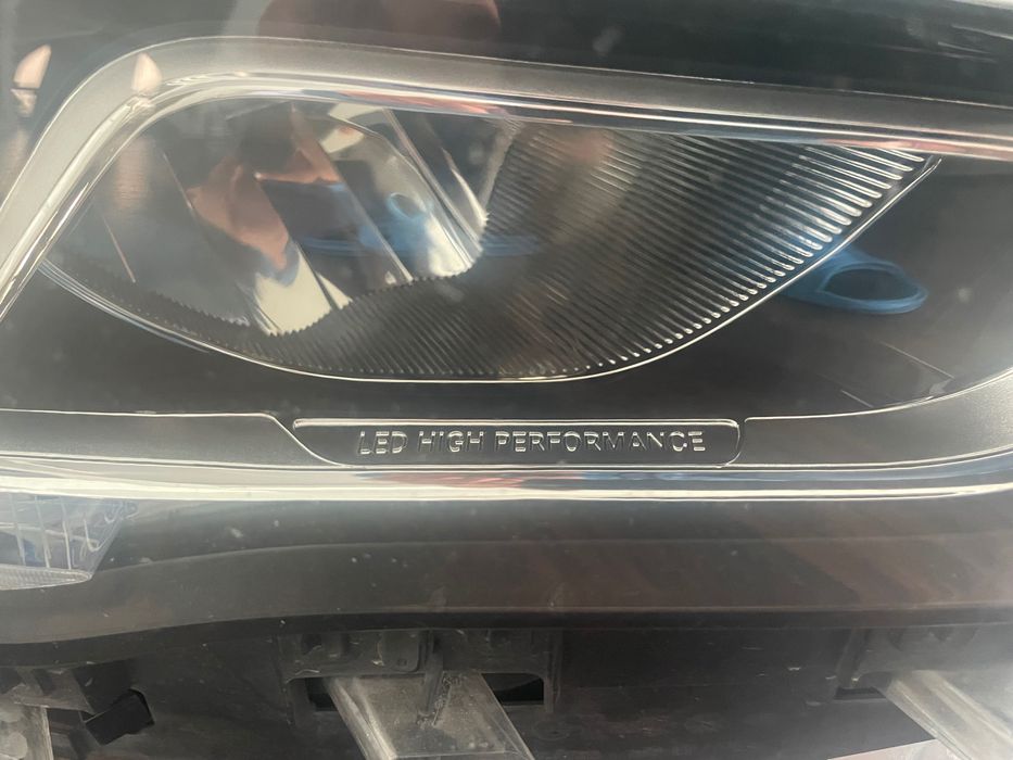 Reflektor lampa Mercedes Gla h247 USA led high performance