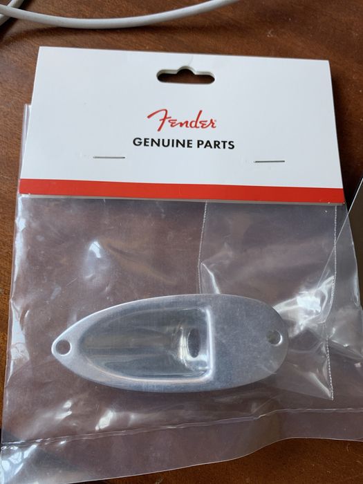 Fender Stratocaster Jack Ferrule Chrome - NOVO