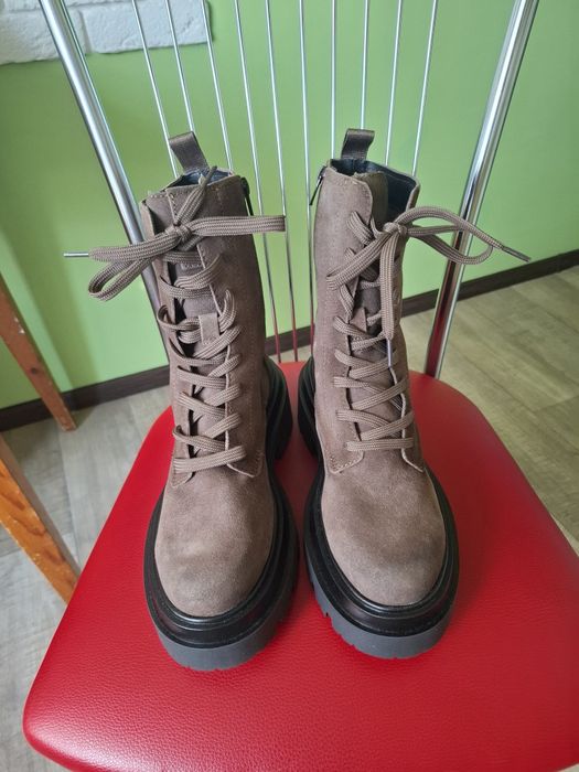 Ботинки брендовые BUGATTI жiночi,замша