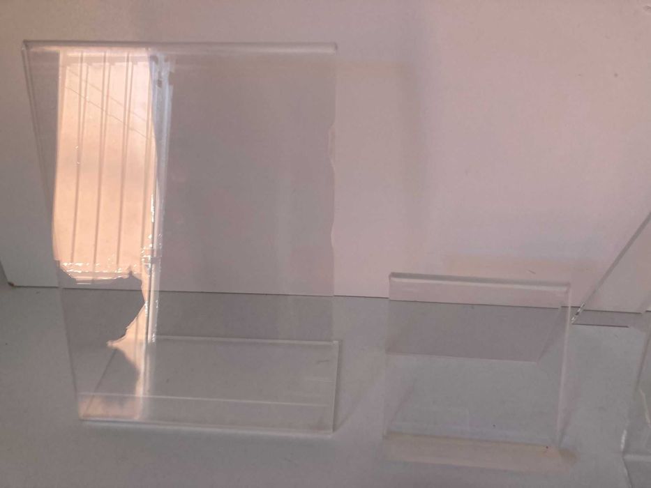 Expositores em Acrilico de Diversos Tamanhos (A4, A5, Cartões, etc)