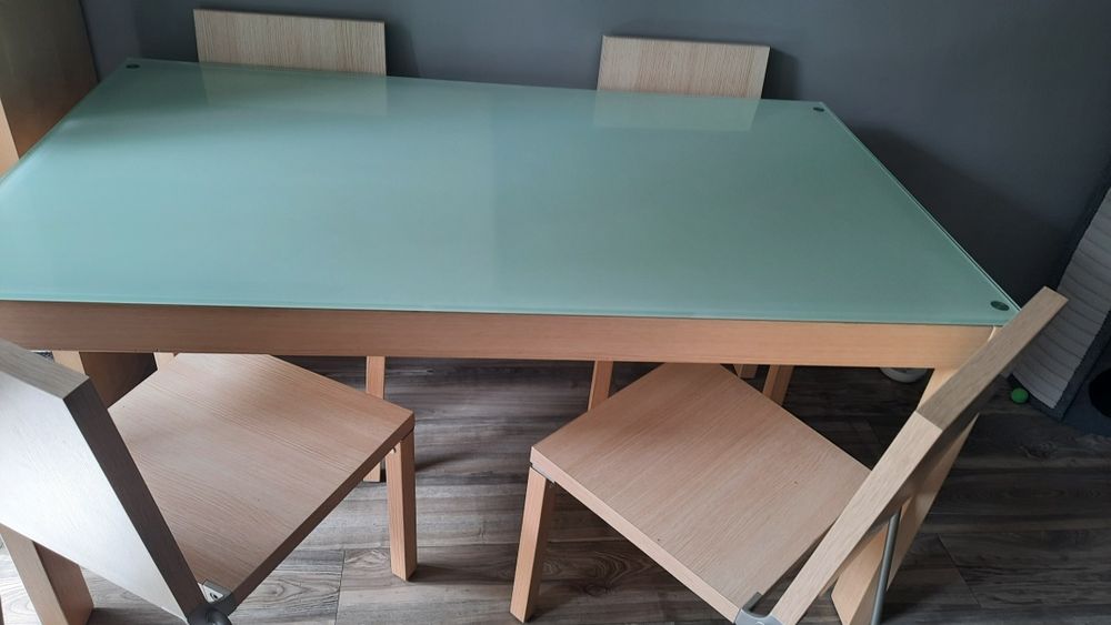 Meble Agata stół + 4 krzesła gratis