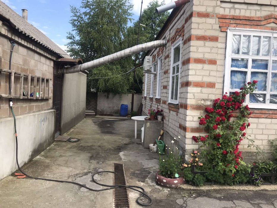 Дом Безлюдовка продам