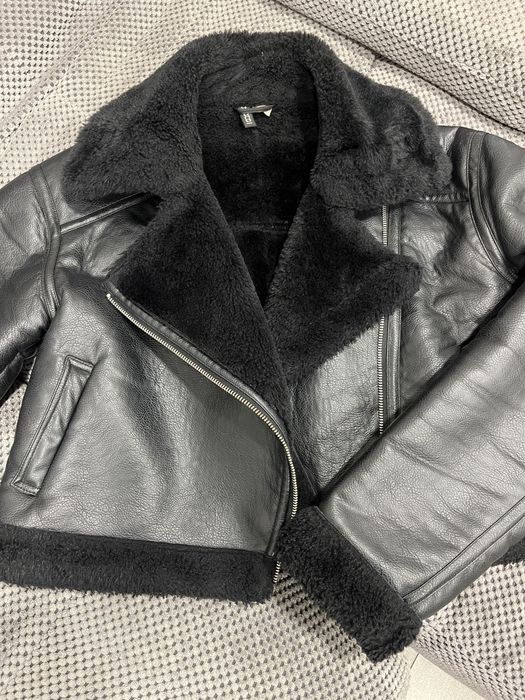 Чорна дублянка.