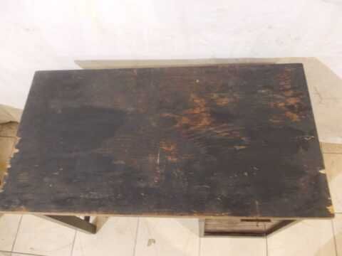 Stare przedwojenne biurko z żaluzją 90 x 49 cm.