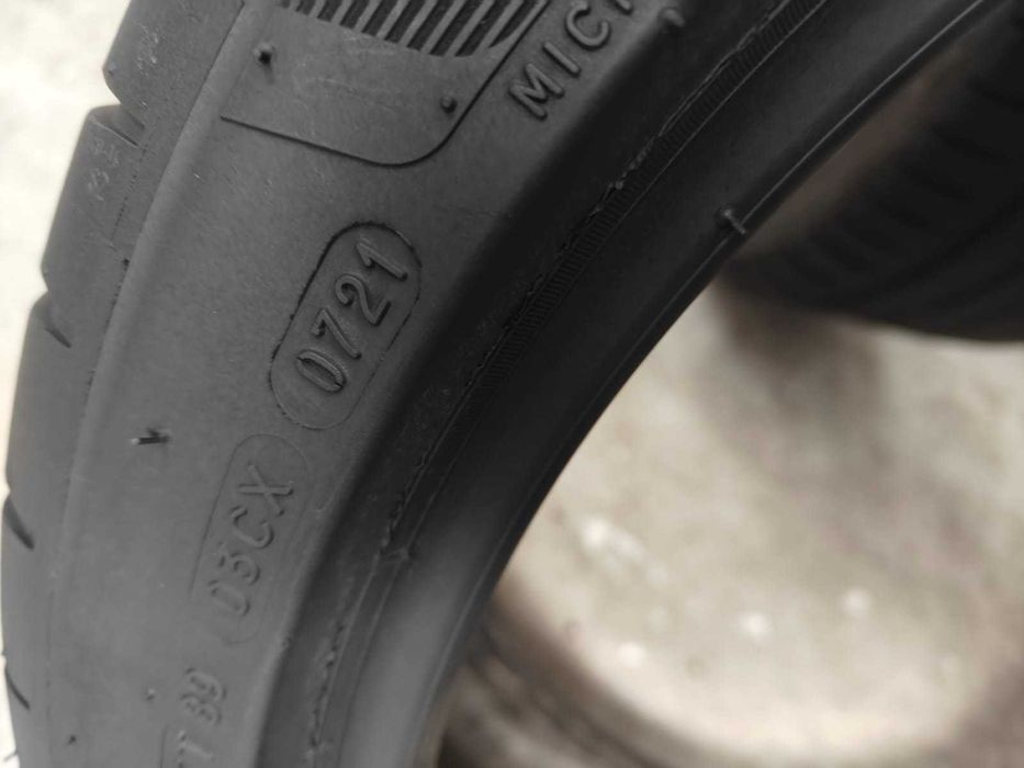 Шини літні 2шт Michelin Pilot Sport 4 R18 235/40 95Y XL шини літні