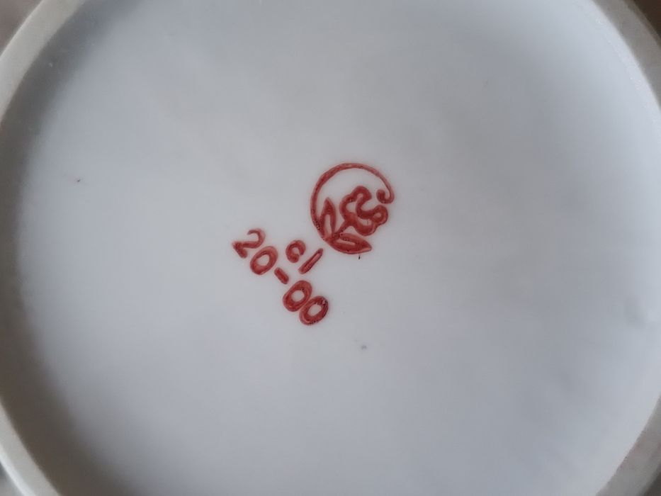 Чайный сервиз фарфоровый