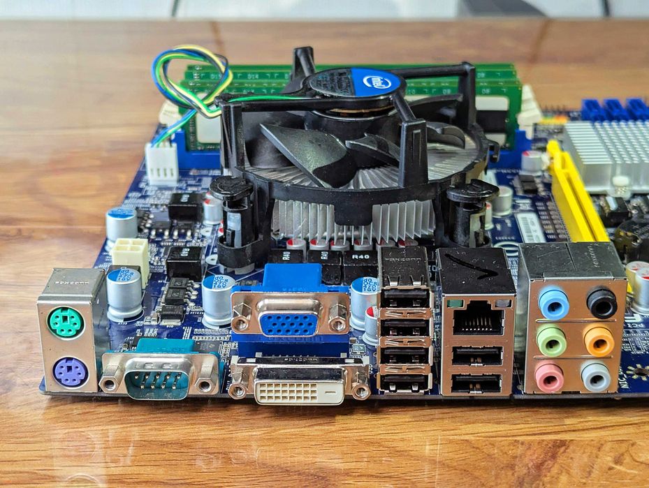 Комплект core i5-660 /12gb DDR3/Foxconn H55M-S материнка 1156 COM порт