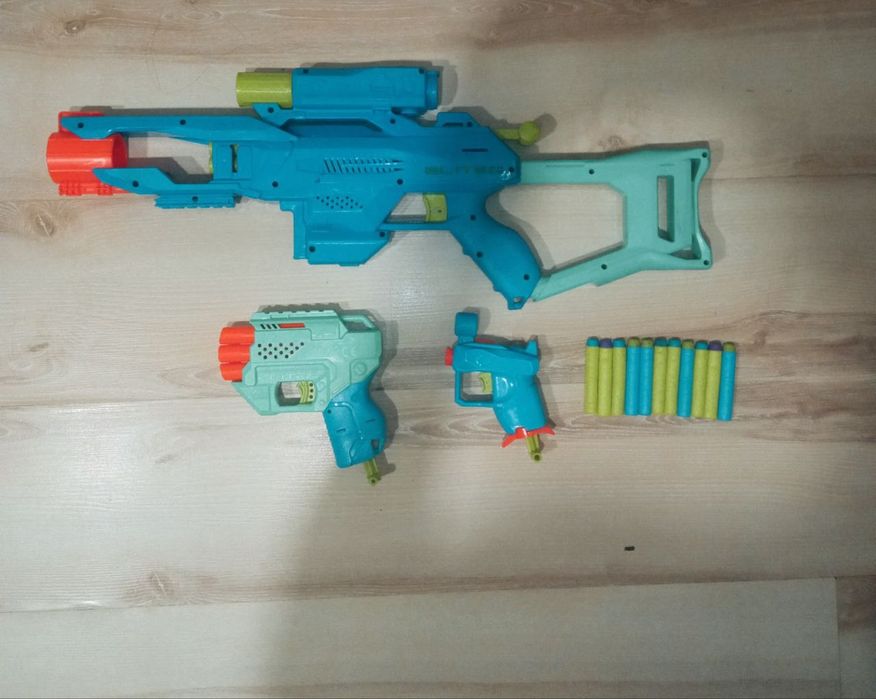 Продам 3 Nerf у новому стані з коробкою.