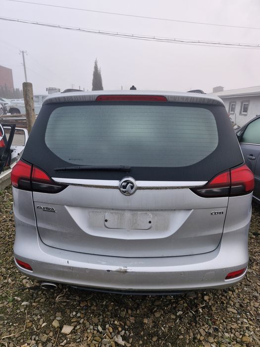кришка багажника ляда Opel Zafira Tourer 2012-2016