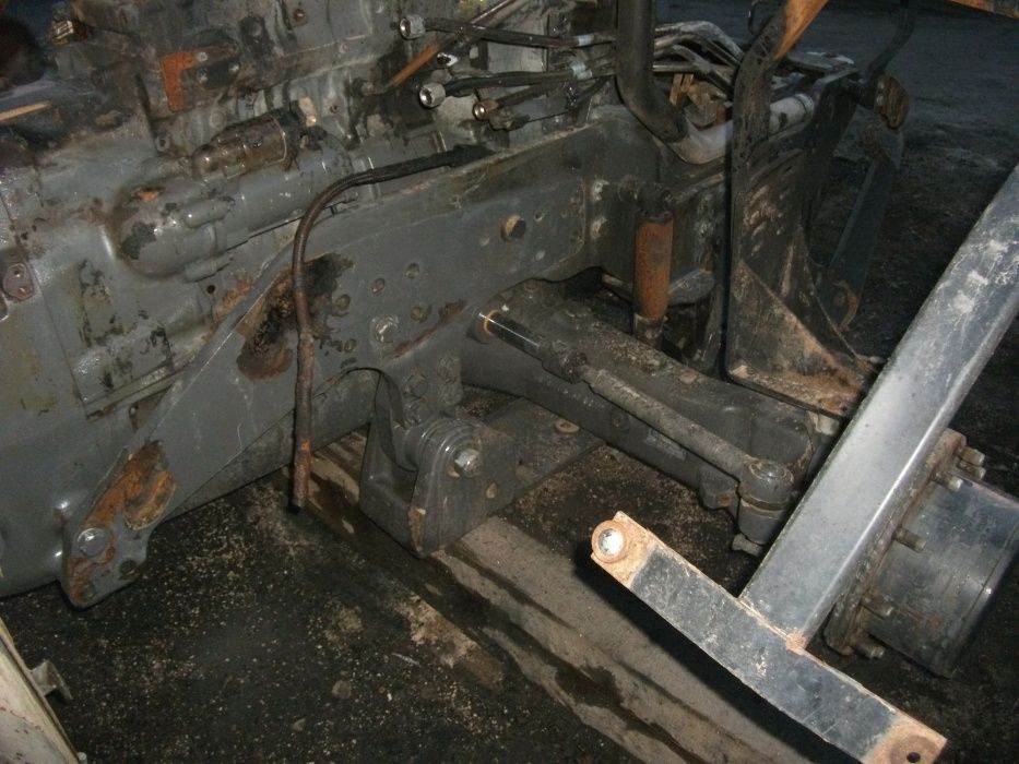 valtra t183---rama, obudowa, dokumenty ---części