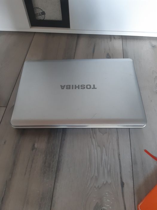 Laptop Toshiba Satellite L500-1EK