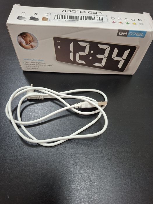 Relógio Digital LED com Temperatura, Alarme e Brilho Ajustável64171725584386122