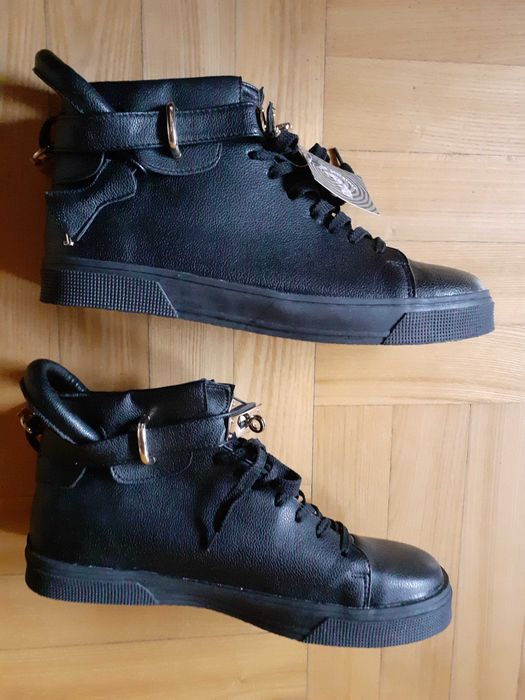 Nowe, czarne buty Martin Pescatore