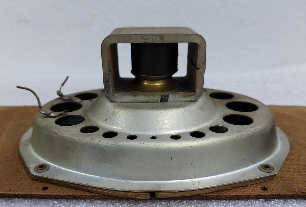 Coluna de som elítica rádio Phonola Derby 693-C