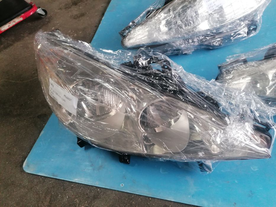 Óptica ou farol peugeot 207