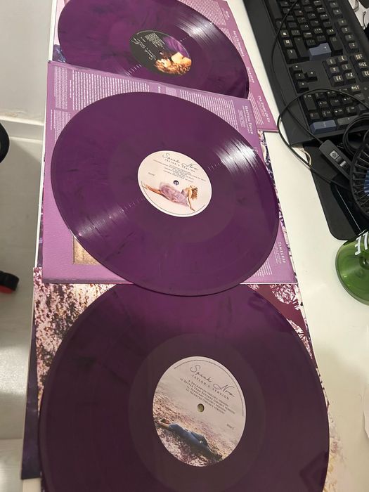 Varios Vinil, de Taylor Swift a Arctic Mokeys