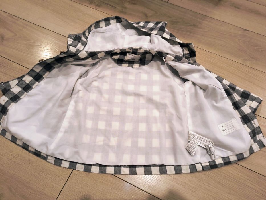 Płaszczyk dziewczęcy ZARA r.92