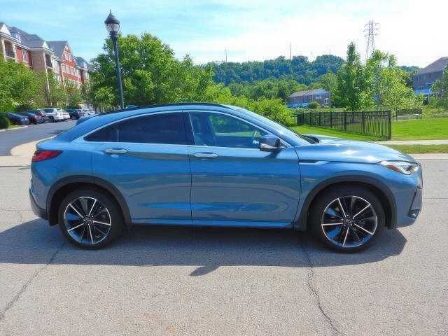 2023 Infiniti QX55 Essential