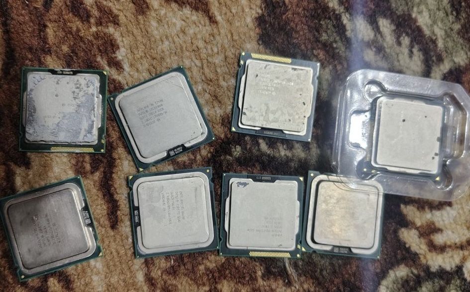 Лот процесори Intel для ноутбуків (Socket G2 / PGA988) – робочі