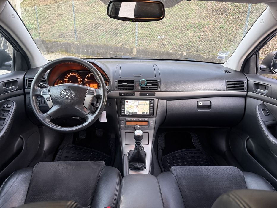 Toyota Avensis 2.2 D-4D D-CAT | 1 Dono | Nacional