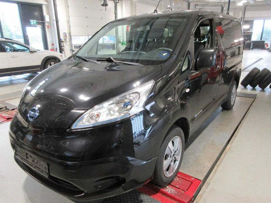 Nissan e-NV200 Evalia 24кВт, 7 місць, рідний пробіг, два комплекти дисків з гумою