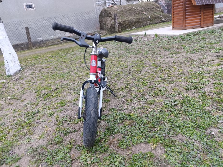 Продам біговел  хороший стан