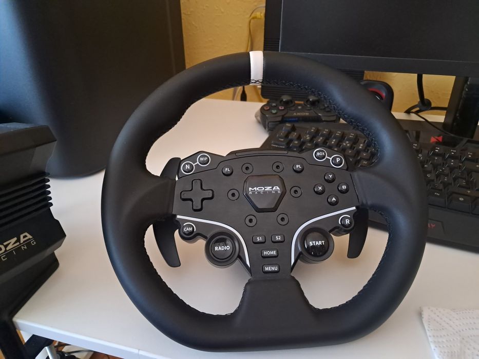 Volante Moza R5 (Volante mais pedais)