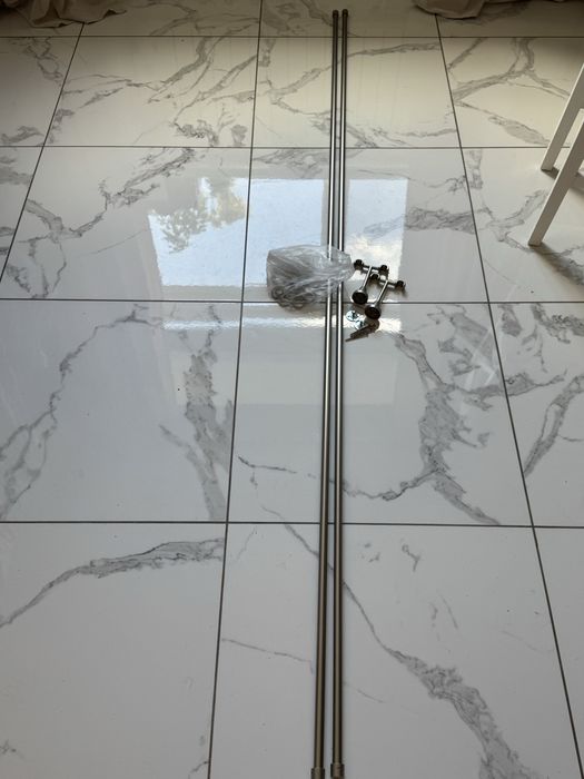 Продам карниз 2.5 м мелал хром