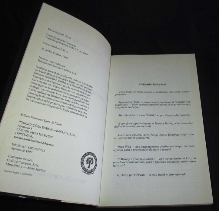 Livro Emoções Fortes Jackie Collins