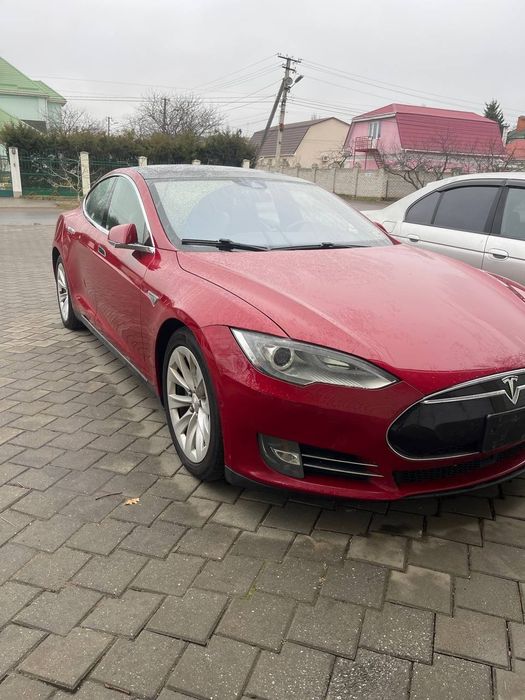 Аренда Tesla Model S Николаев-Одесса 400 км на одном заряде !