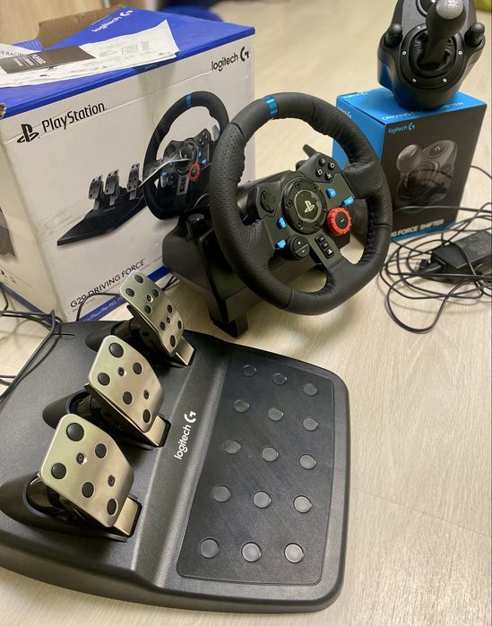 Продам руль logitech асолютно новий