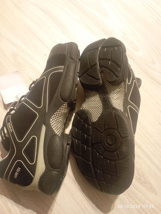 buty damskie Uvex GTX rozmiar 35 wkładka 23 cm nowe