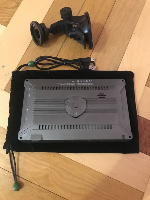 Навігатор Navitel E777 TRUCk