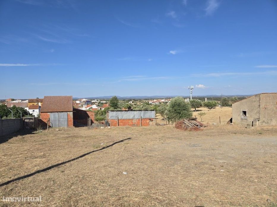 Excelente Terreno urbano com 1821 m2, a 5 minutos da praia fluvial ...