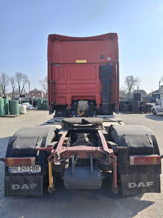 DAF XF105 сідловий тягач