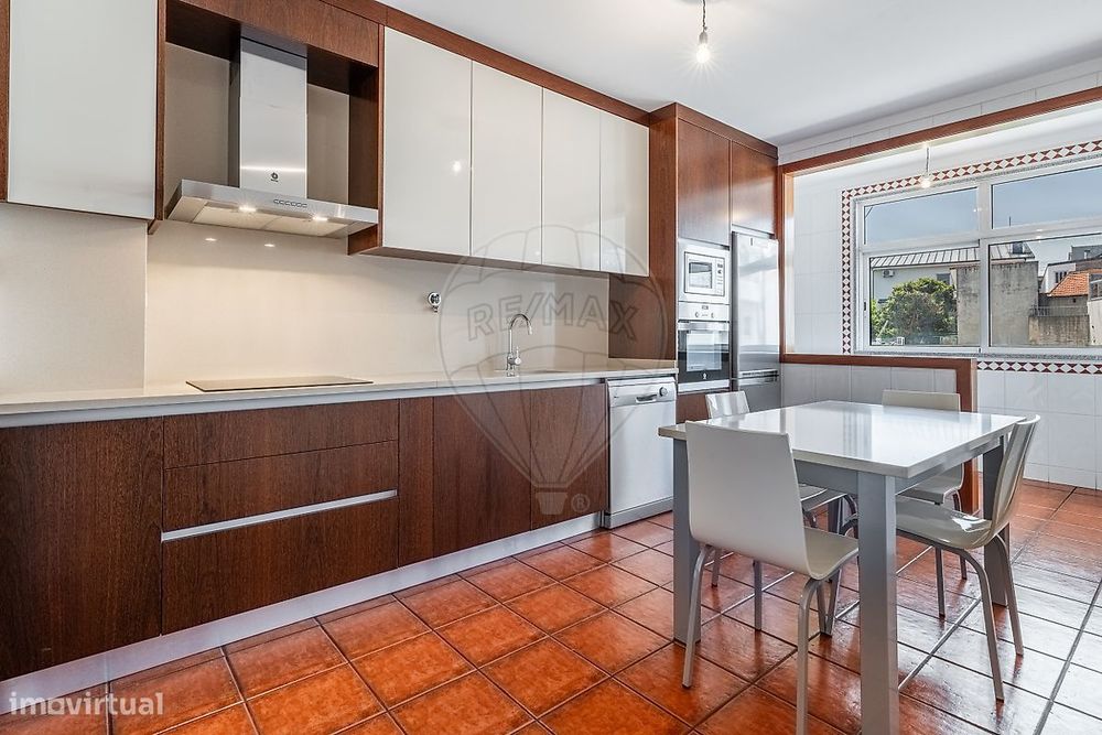 Apartamento T3 em Friande, próximo de Felgueiras! — Friande, Porto