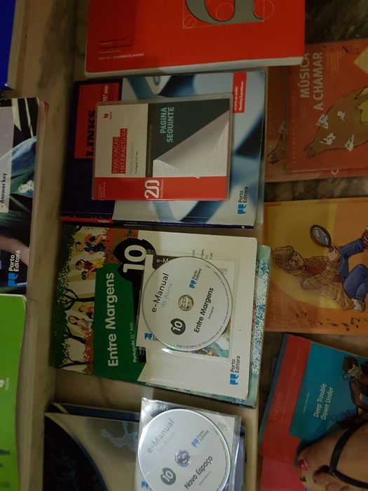 Livros escolares