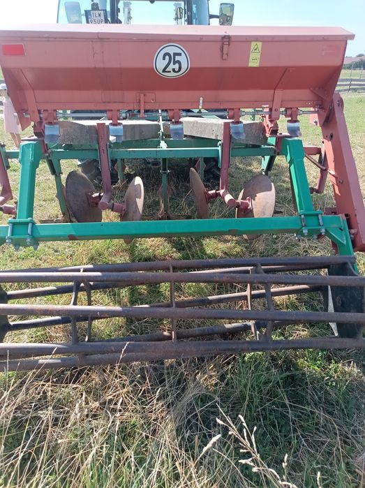 Sprzedam agregat ścierniskowy,gruber, siewnik poplonów