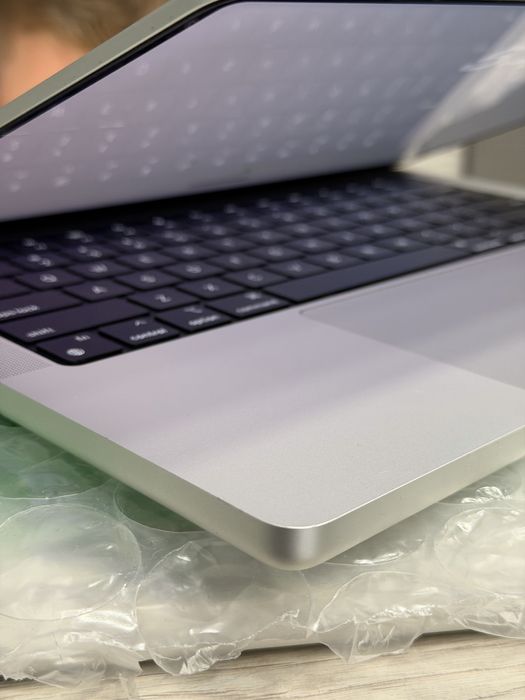 Macbook Pro 14’ M4 16/512gb silver + гарантія