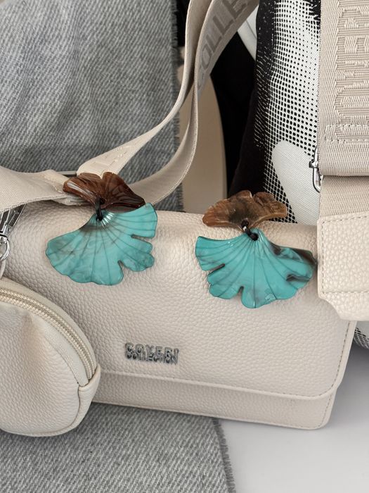 Brincos novos turquesa e castanho