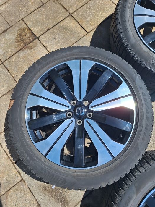 Koła zimowe Volvo EX 40 19 cali 5x108