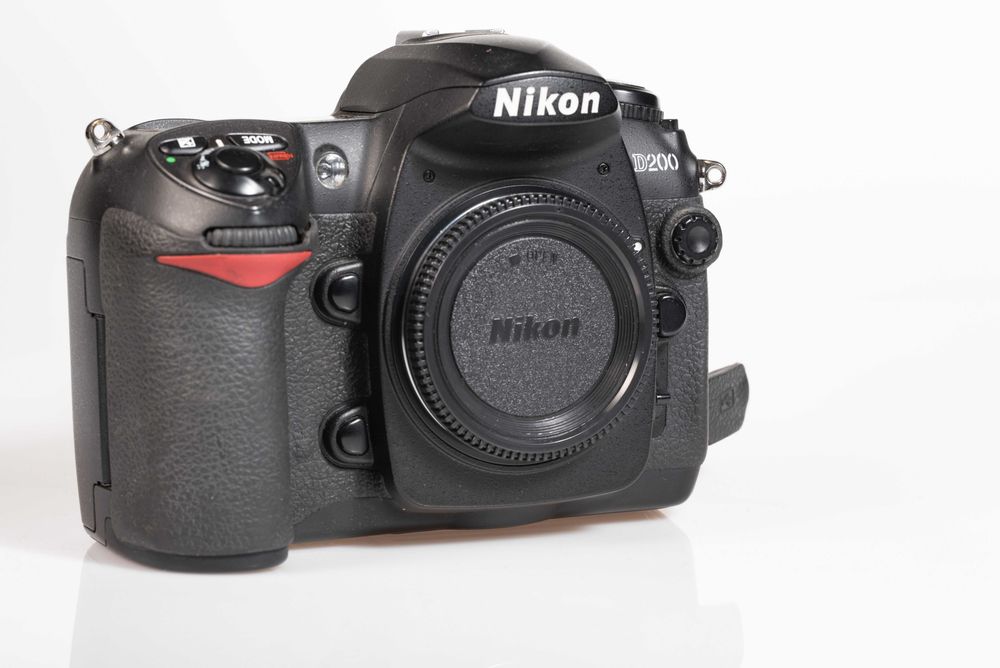 Lustrzanka Nikon D200